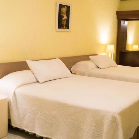 Hotel Grecia Real San Salvador Esterno foto