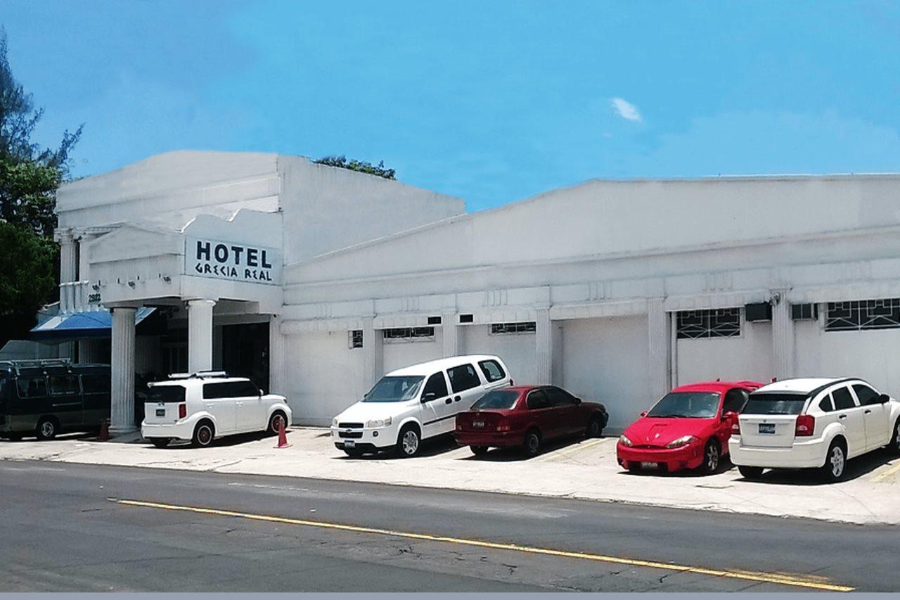 Hotel Grecia Real San Salvador Esterno foto