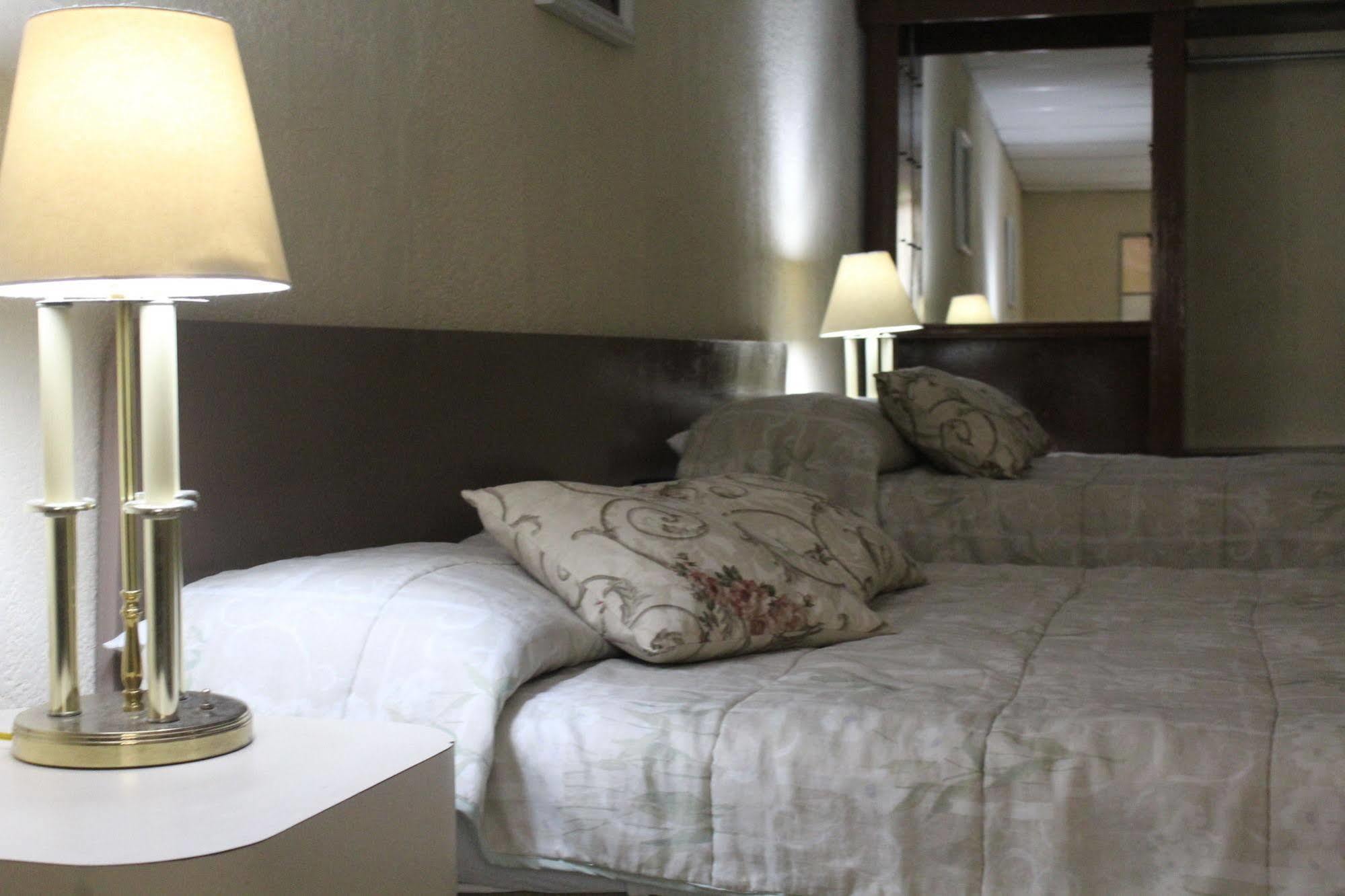 Hotel Grecia Real San Salvador Esterno foto