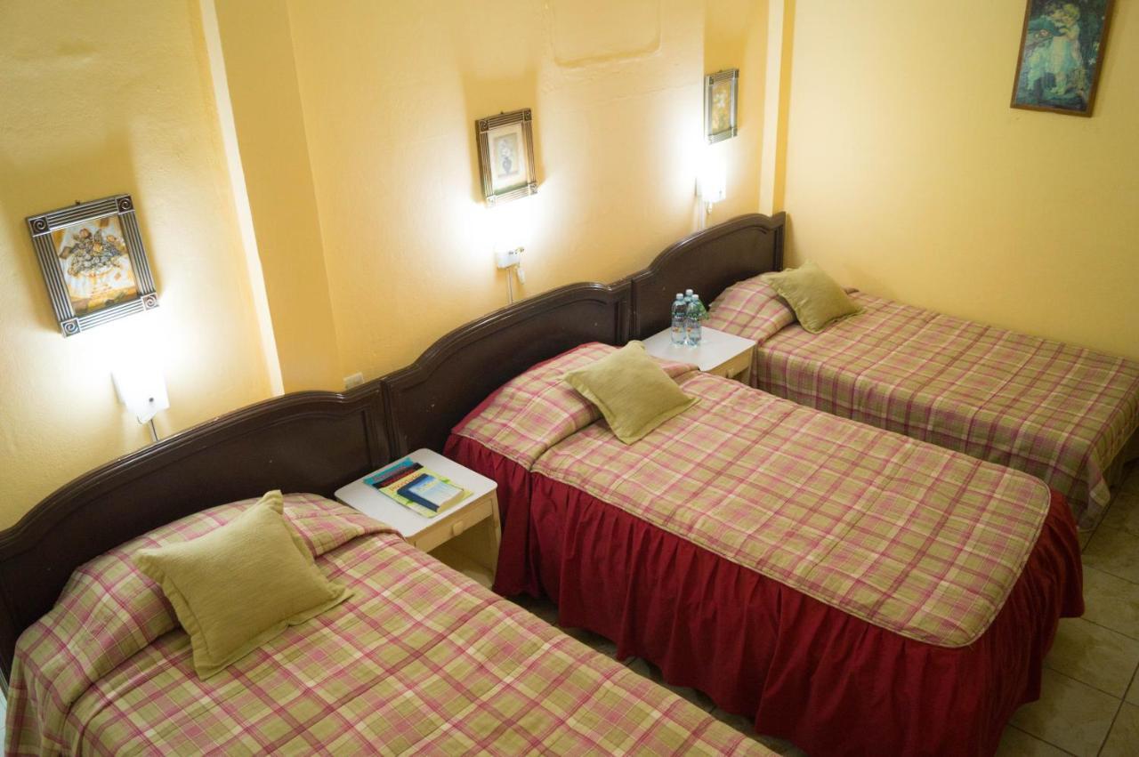 Hotel Grecia Real San Salvador Esterno foto