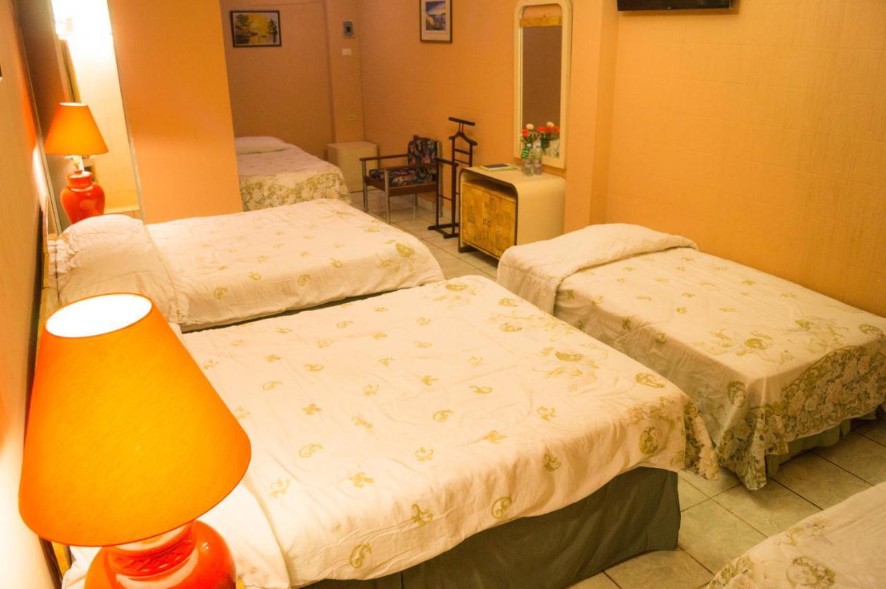Hotel Grecia Real San Salvador Esterno foto