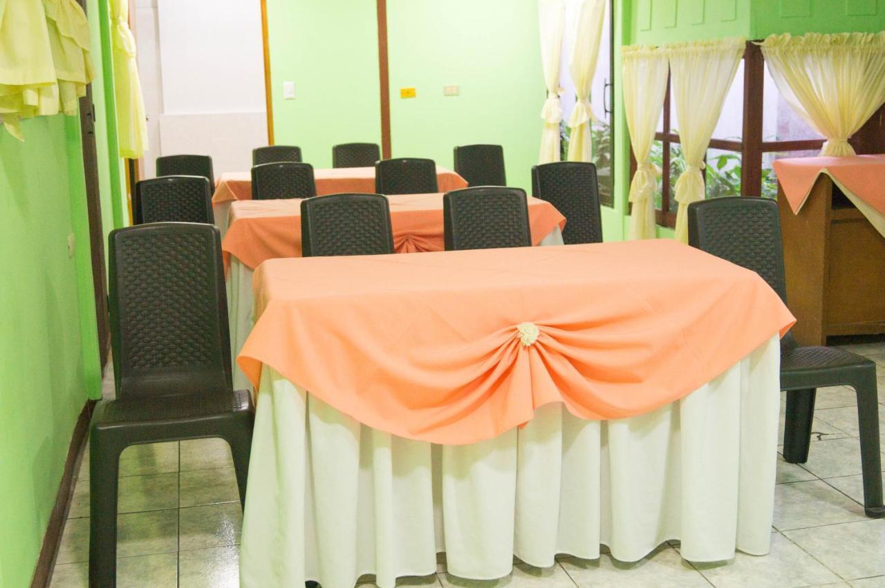 Hotel Grecia Real San Salvador Esterno foto